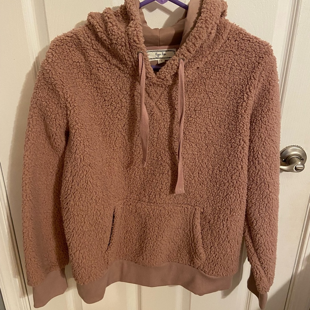 Hippie Rose Women's Pink Sherpa Hoodie Sweater fits small/medium